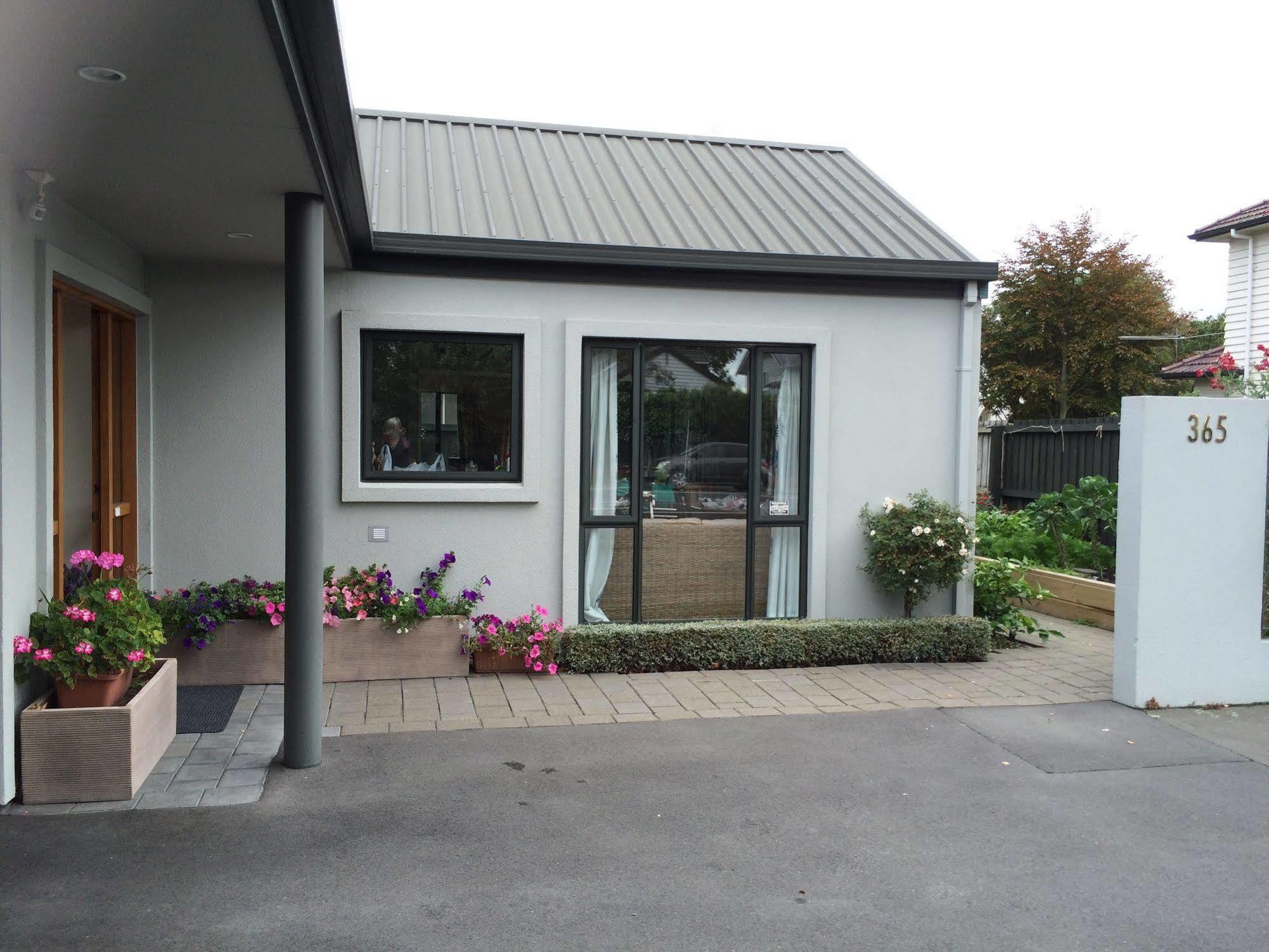 Garden Bed And Breakfast Christchurch Exterior photo